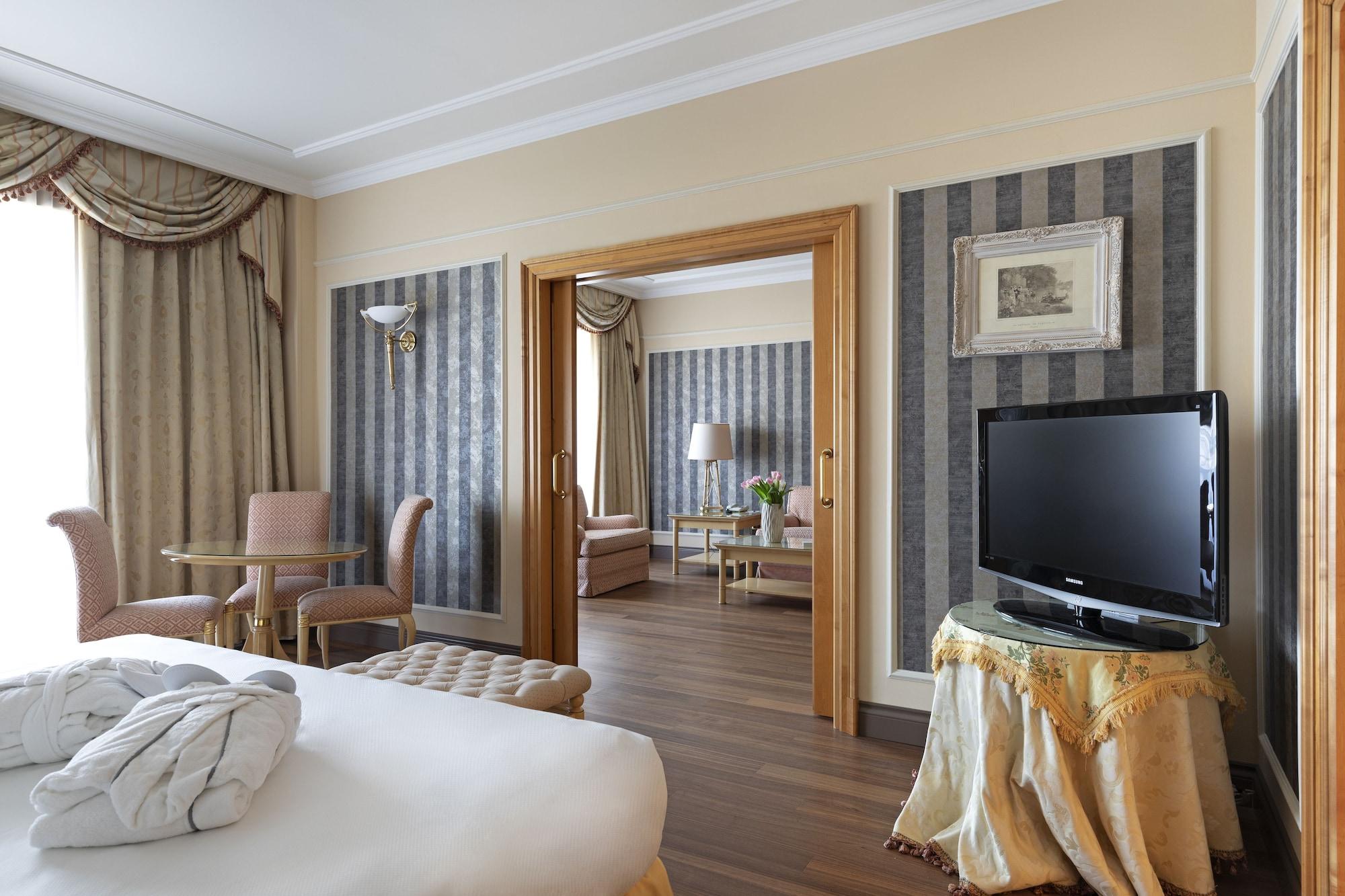 Royal Hotel Carlton Bologna Ngoại thất bức ảnh